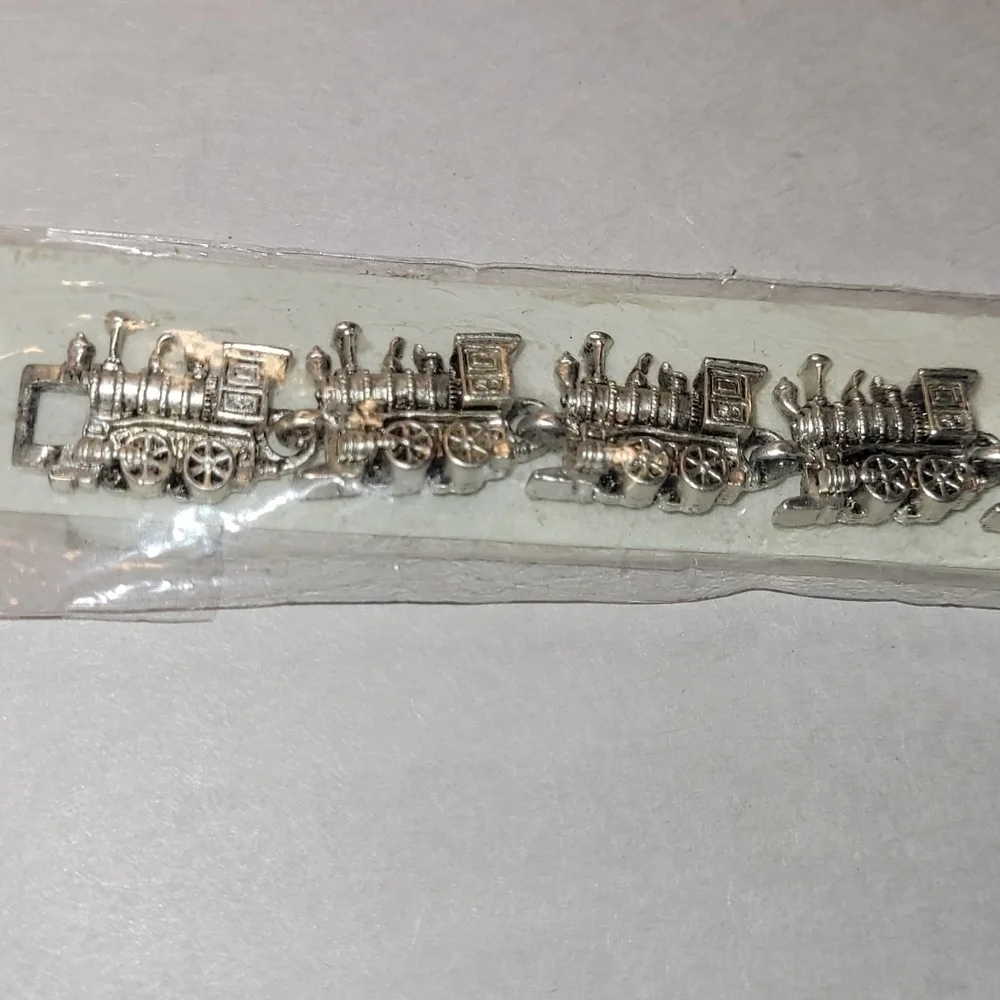 Train Bracelet NWOT